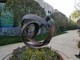 Chapeando o metal de aço inoxidável Art Sculptures City Logo do titânio